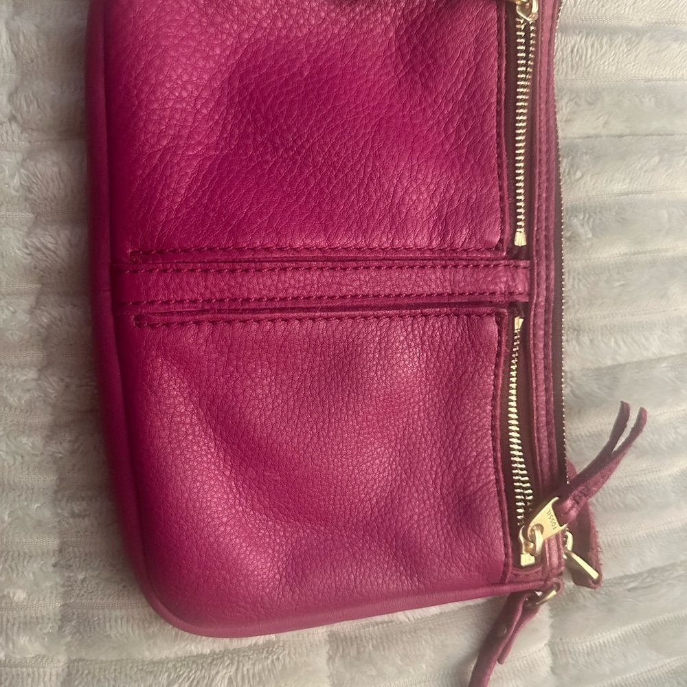 Fossil (Vintage) Magenta Pink Strap/Crossbody Bag